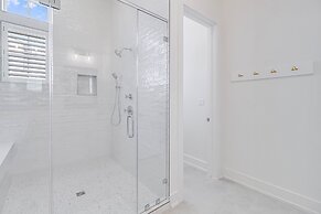 Resting Beach Place 223 LAU