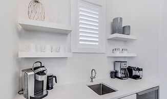 Resting Beach Place 223 LAU