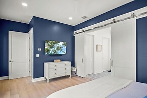 Out of Office 244 BAR