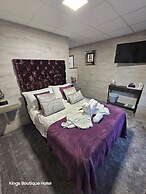 Kings Boutique Hotel