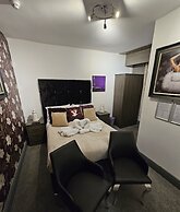 Kings Boutique Hotel