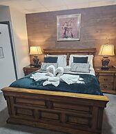 Kings Boutique Hotel