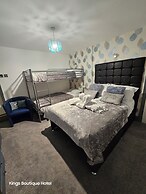 Kings Boutique Hotel