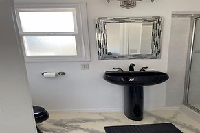 3Bd Beverly Hills Home