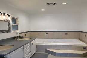 3Bd Beverly Hills Home