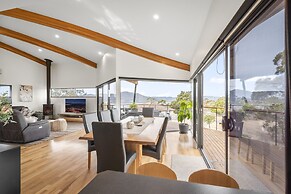 Tree Top Views - 4 Bedroom House