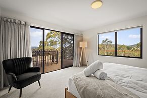 Tree Top Views - 4 Bedroom House