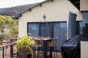 Tree Top Views - 4 Bedroom House