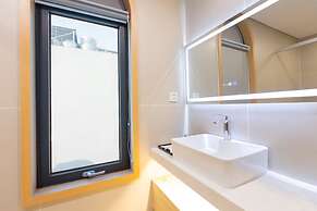 Sunshine Apartment Hotel