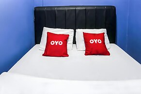 OYO 93772 Iconiq Rooms