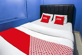 OYO 93772 Iconiq Rooms