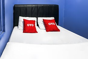 OYO 93772 Iconiq Rooms