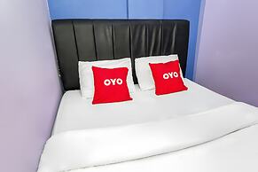 OYO 93772 Iconiq Rooms