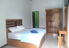 OYO 93773 Pondok Bintang