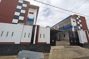 OYO 93774 Khaira Kos Dan PenginapanNearYani Heahlerr