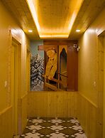 Ghar Bar Boutique Stay & Cafe