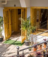 Ghar Bar Boutique Stay & Cafe