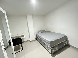 OYO 93721 RuPA Near LRT Velodrome 2 Rawamangun