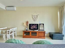 GreenerySuite Trefoil Setia Alam