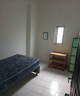 SPOT ON 93722 Shannhay Guest House Syariah