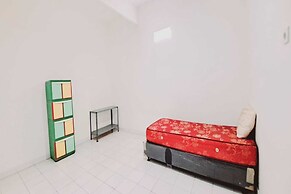 SPOT ON 93722 Shannhay Guest House Syariah