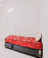 SPOT ON 93722 Shannhay Guest House Syariah