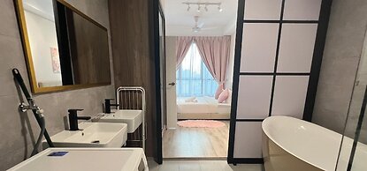 Cubic Botanical Premium Suites atBangsar