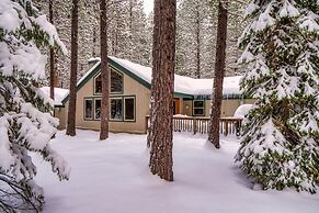 NEW Winter Retreat at Black Butte Ranch
