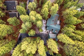 NEW Winter Retreat at Black Butte Ranch