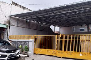 Capital O 93728 Guest House Cemara