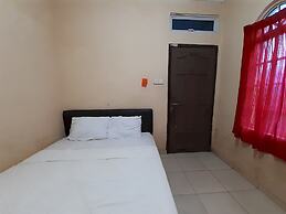 SPOT ON 93776 Intan HomestayNearAnugrah Sinar Lautan