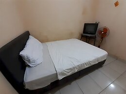 SPOT ON 93776 Intan HomestayNearAnugrah Sinar Lautan