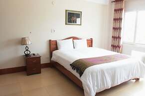 Coecco Xieng Khouang Hotel