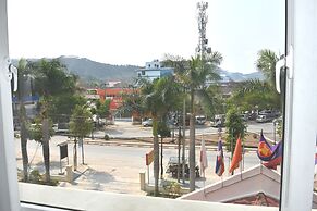 Coecco Xieng Khouang Hotel