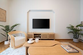 Digital Nomad Friendly Apt in Athens