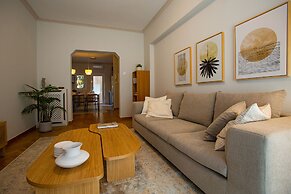 Digital Nomad Friendly Apt in Athens