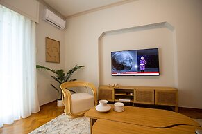 Digital Nomad Friendly Apt in Athens