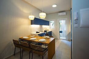 Digital Nomad Friendly Apt in Athens