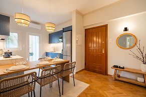 Digital Nomad Friendly Apt in Athens