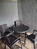 The Crib-Artist Residence