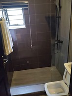 The Crib-Artist Residence