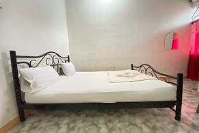 OYO 93781 Hotel California 2NearNagoya Hill Shopping Mall