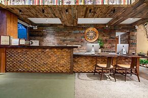 ShujiayuluVillafound Jade Hotel