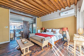 ShujiayuluVillafound Jade Hotel