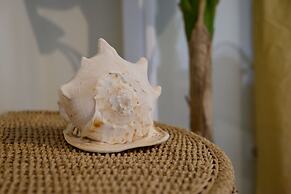 Seaduced Beachfront Villa by Corfuescape