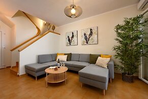 Seaduced Beachfront Villa by Corfuescape