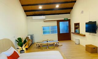 Phoeinx Guesthouse