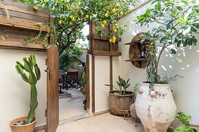 Lemon Garden Residence