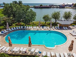 Complex Tismana All Inclusive