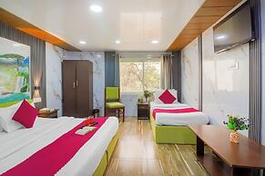 Hotel The Amar Grand